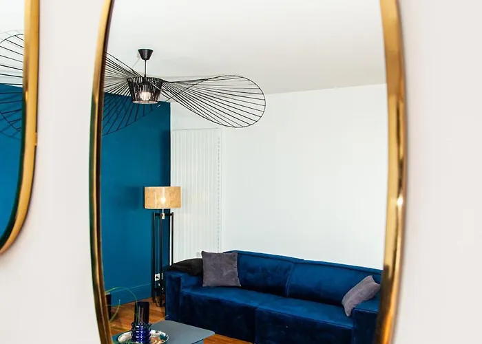 Jolie M'home, Le Puy Du Fou, 15 Pers, 7 Ch, 5 Sde, 5 Wc * Mauleon